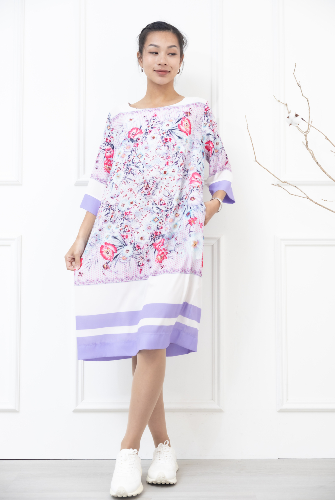 원피스 粉色小點滿版花卉七分袖洋裝 / 米色