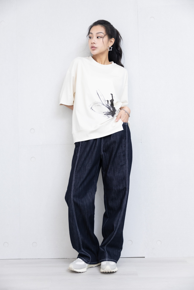 반팔 黑色潑畫五分上衣 / 白色