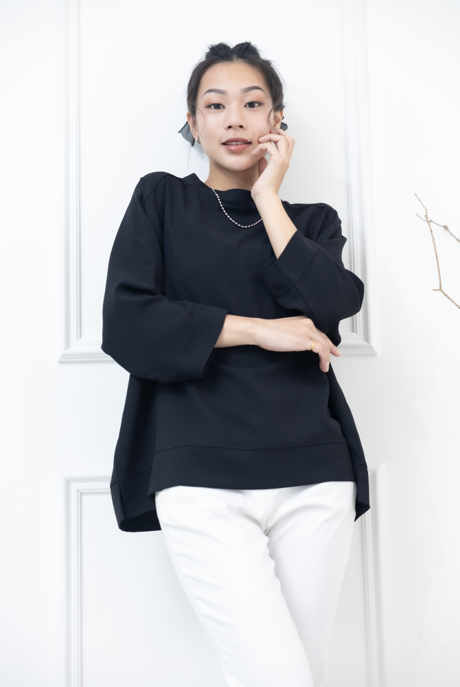 반팔 白色潑畫五分上衣 / 黑色