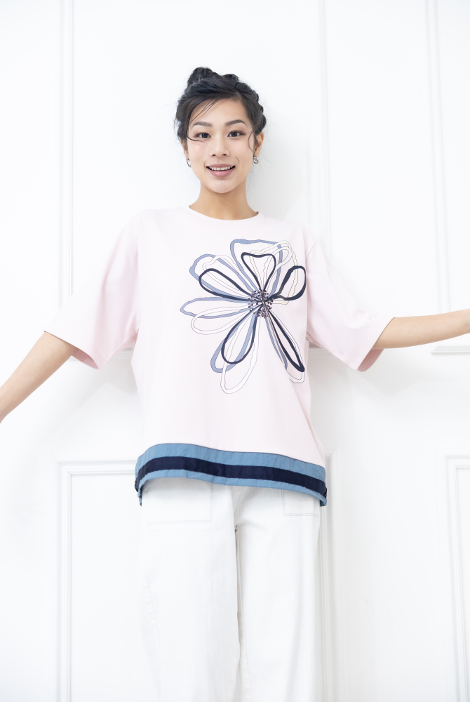 반팔 花朵裸空畫下擺抽繩六分袖上衣 / 粉色