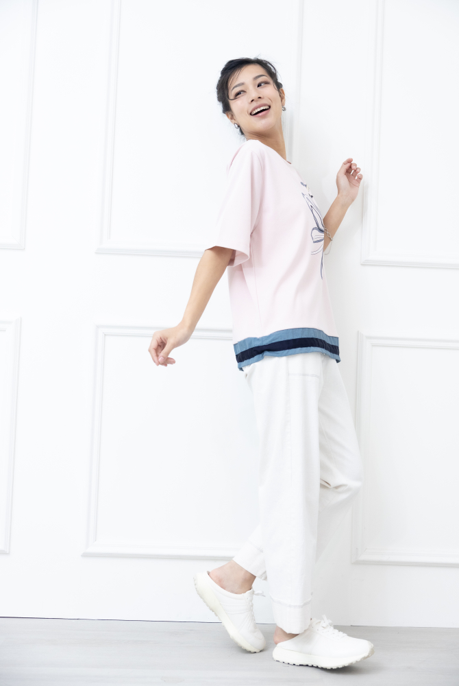 반팔 花朵裸空畫下擺抽繩六分袖上衣 / 粉色