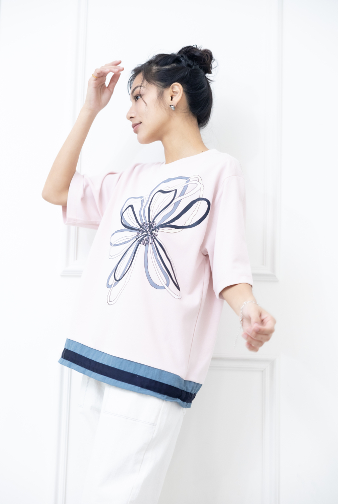 반팔 花朵裸空畫下擺抽繩六分袖上衣 / 粉色