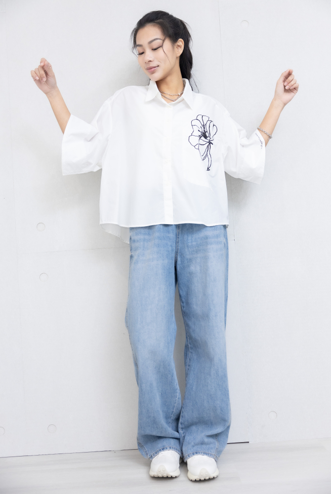 반팔 黑扶桑花六分袖襯衫 / 白色