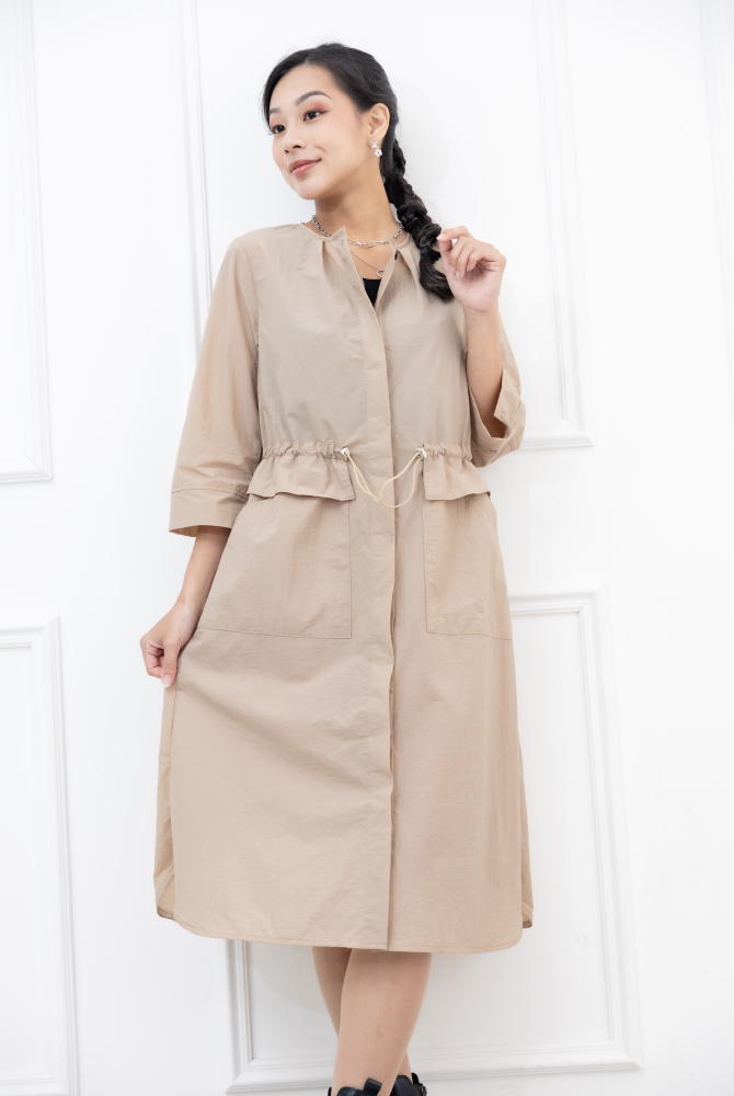 원피스 素面腰部抽繩七分袖洋裝 / 奶茶色