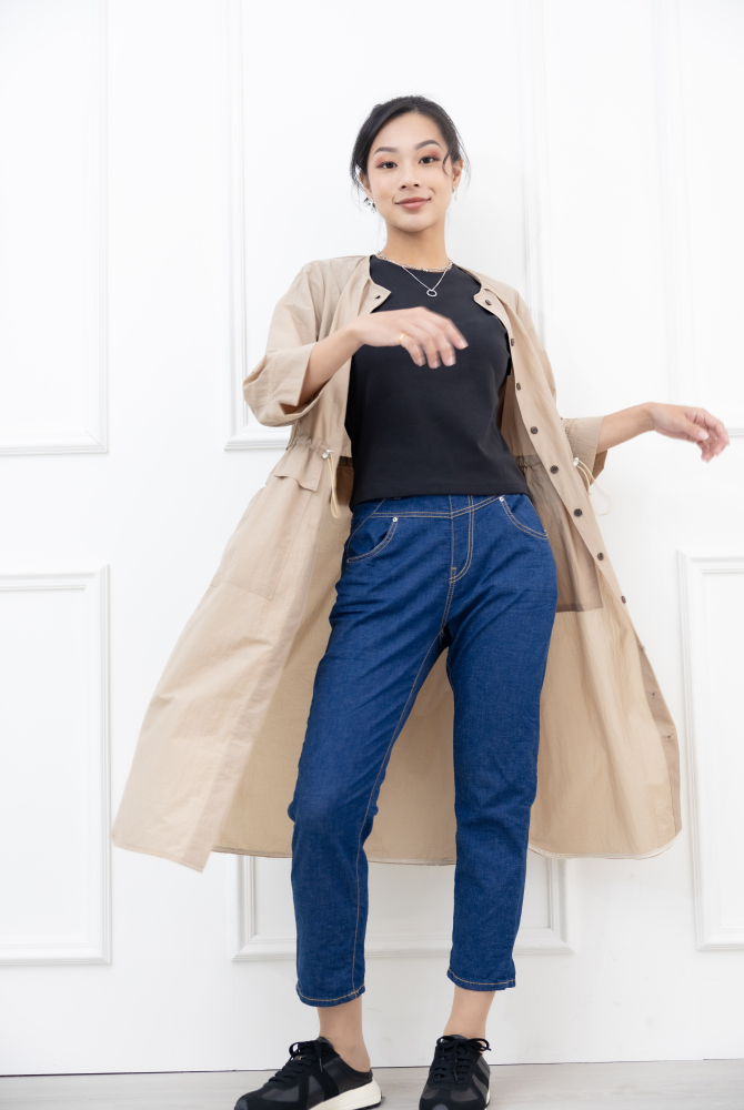 원피스 素面腰部抽繩七分袖洋裝 / 奶茶色