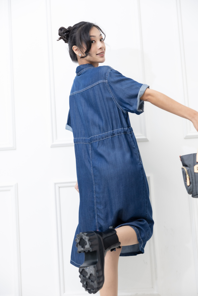 원피스 襯衫領白色車線抽繩洋裝 / 深牛仔藍色