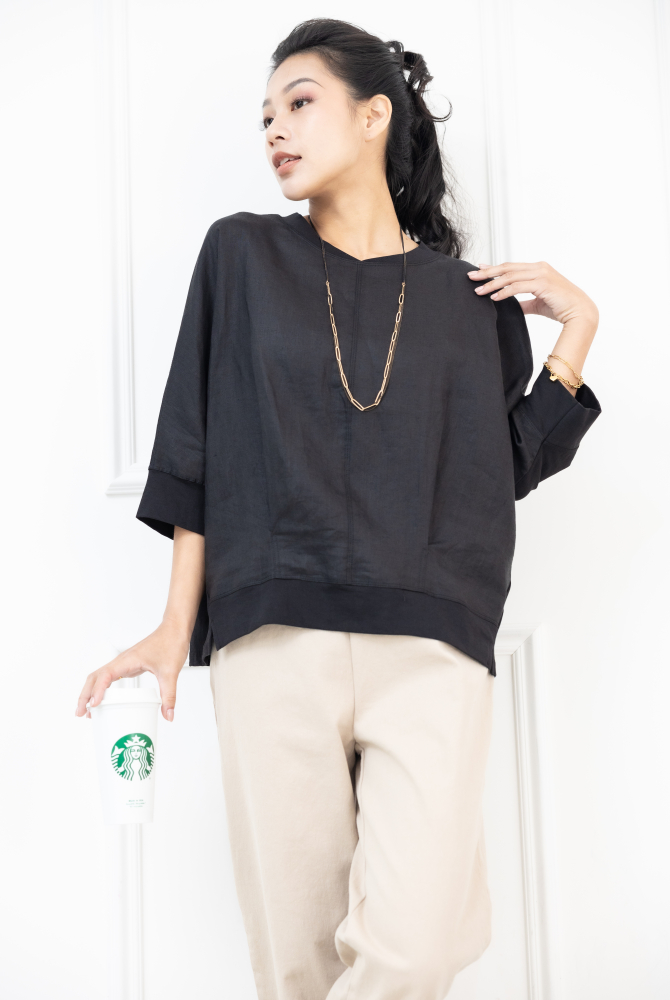 반팔 V領異材質拼接短袖上衣 / 黑色