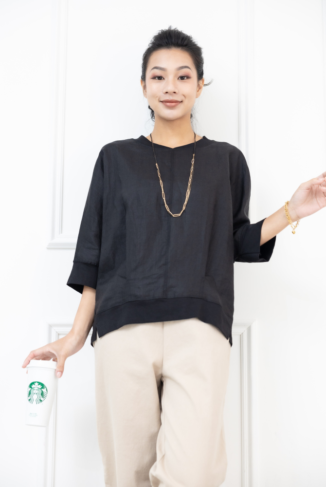 반팔 V領異材質拼接短袖上衣 / 黑色