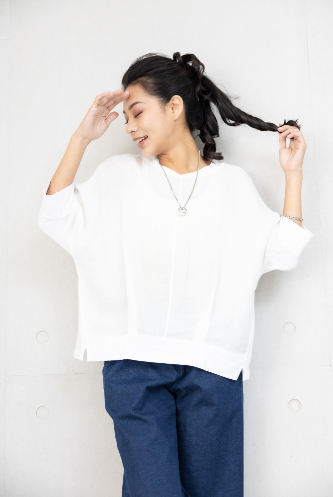 반팔 V領異材質拼接短袖上衣 / 白色