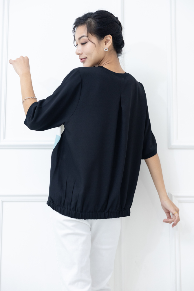 반팔 綠白線條色塊短袖上衣 / 黑色