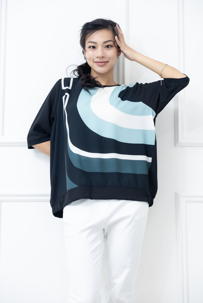 반팔 綠白線條色塊短袖上衣 / 黑色