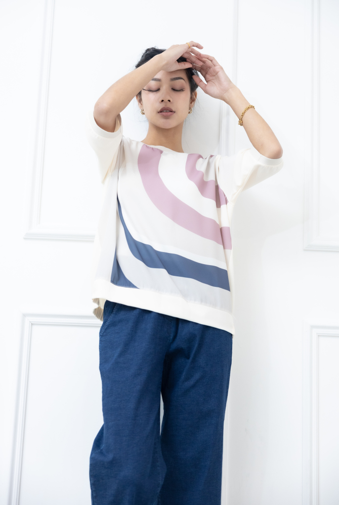 반팔 灰粉線條色塊短袖上衣 / 米色