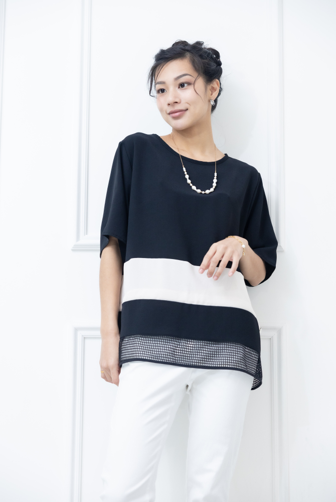 반팔 下擺裸空五分袖上衣 / 黑色絣米色