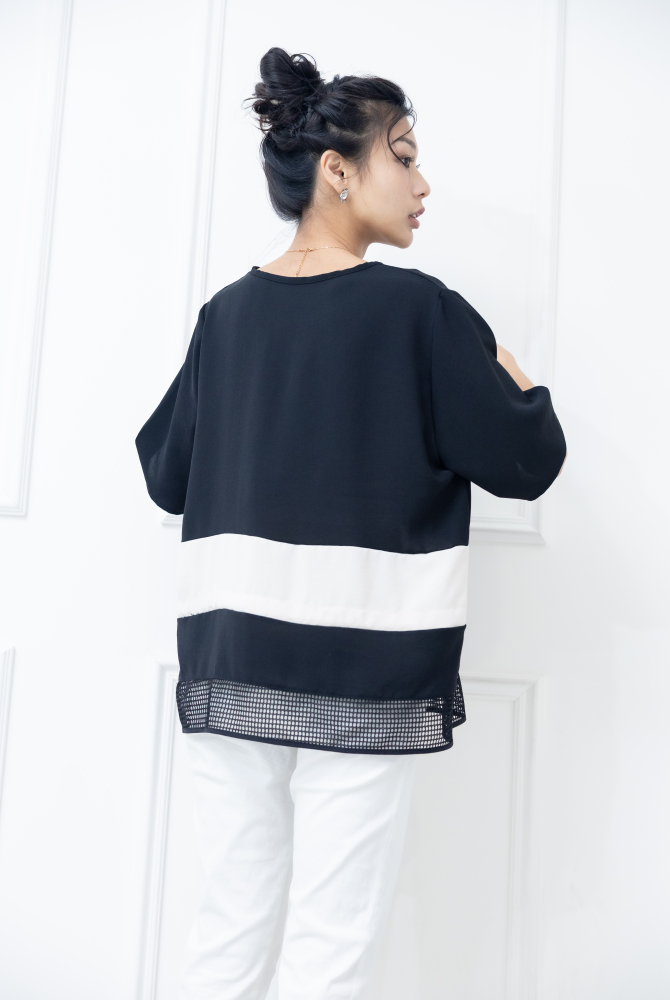 반팔 下擺裸空五分袖上衣 / 黑色絣米色