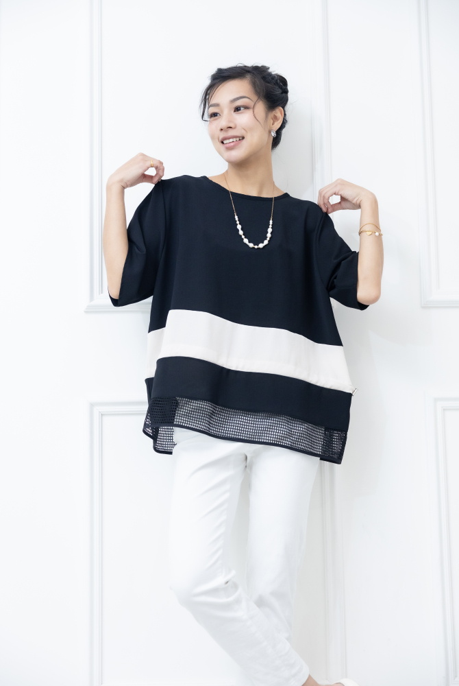 반팔 下擺裸空五分袖上衣 / 黑色絣米色
