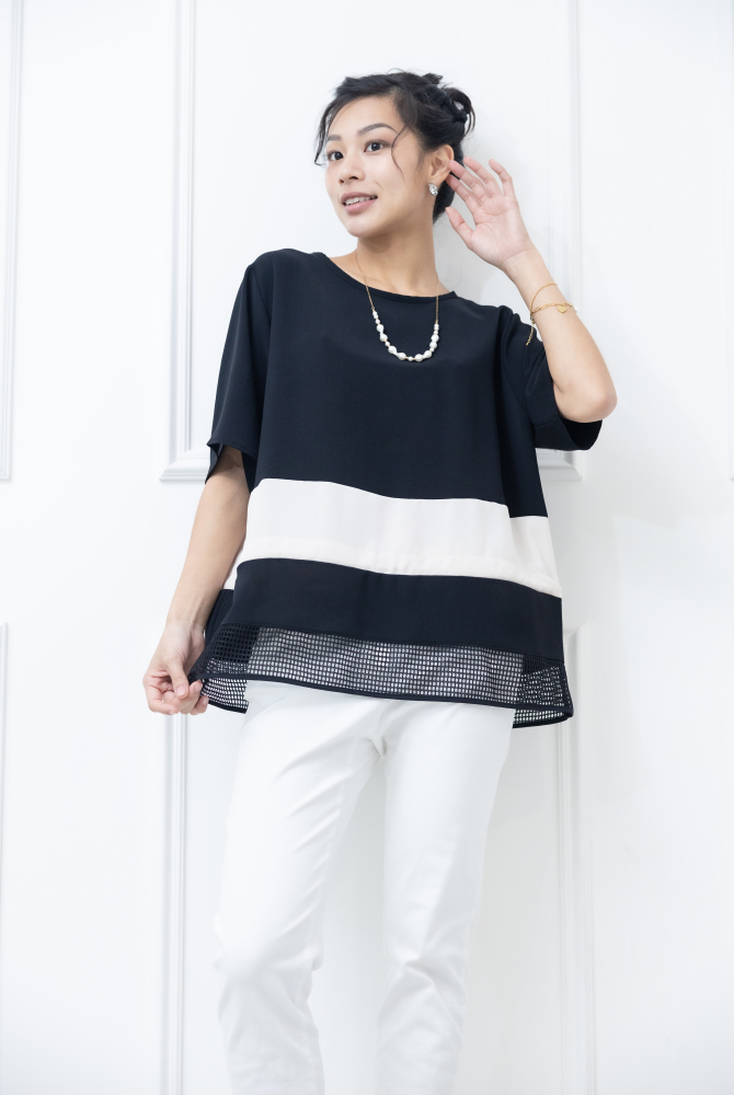 반팔 下擺裸空五分袖上衣 / 黑色絣米色