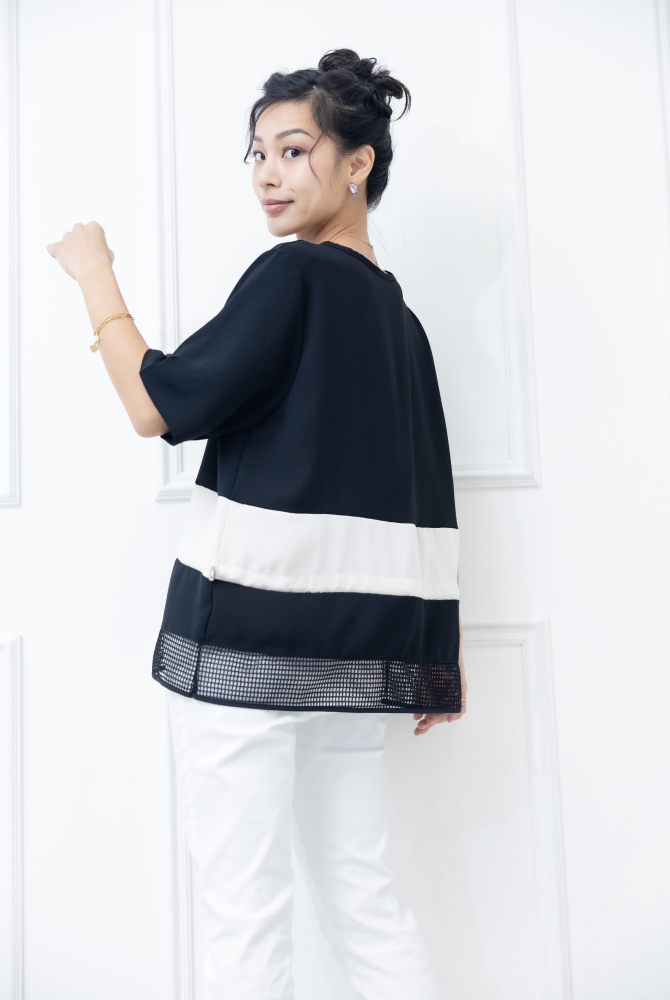 반팔 下擺裸空五分袖上衣 / 黑色絣米色