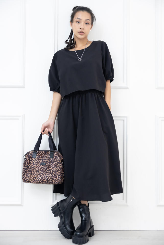 원피스 泡泡袖素面假二件洋裝 / 黑色