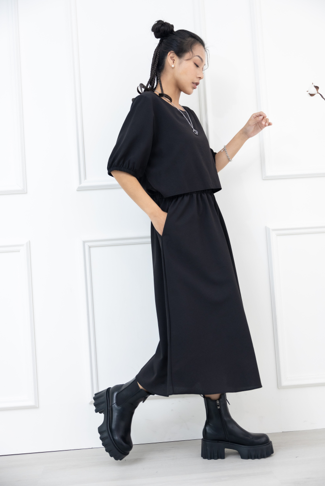 원피스 泡泡袖素面假二件洋裝 / 黑色