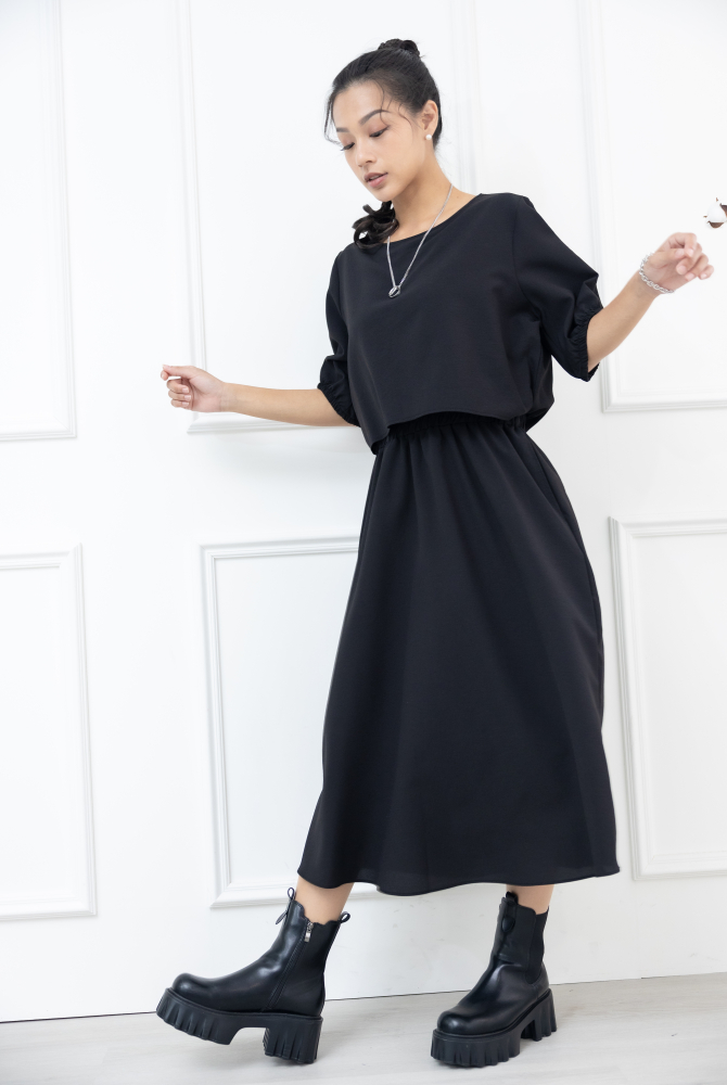 원피스 泡泡袖素面假二件洋裝 / 黑色