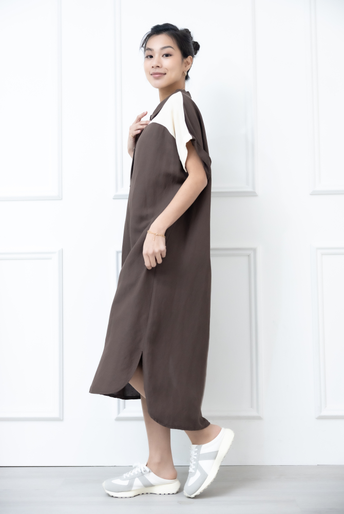 원피스 襯衫領肩膀拼接米白色短袖洋裝 / 咖啡色