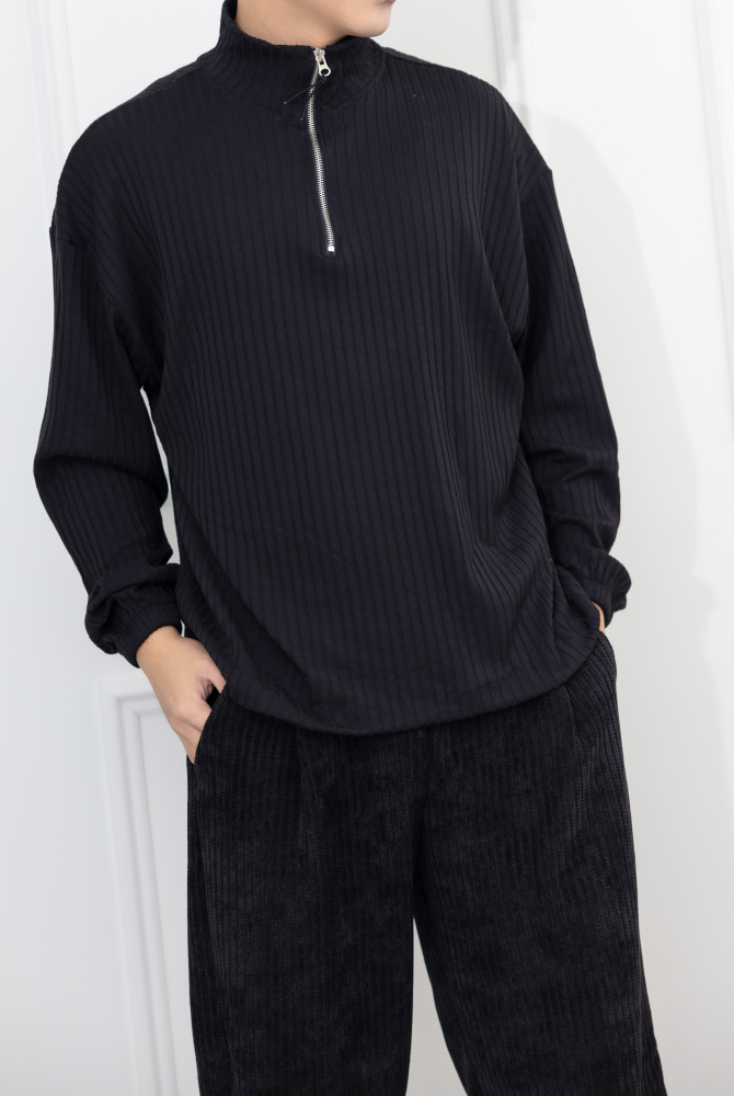 긴팔 半拉鍊直紋彈性長袖上衣／黑色