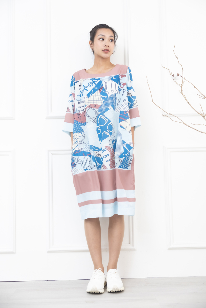 원피스 手帳素材拼接七分袖洋裝 / 淺藍色