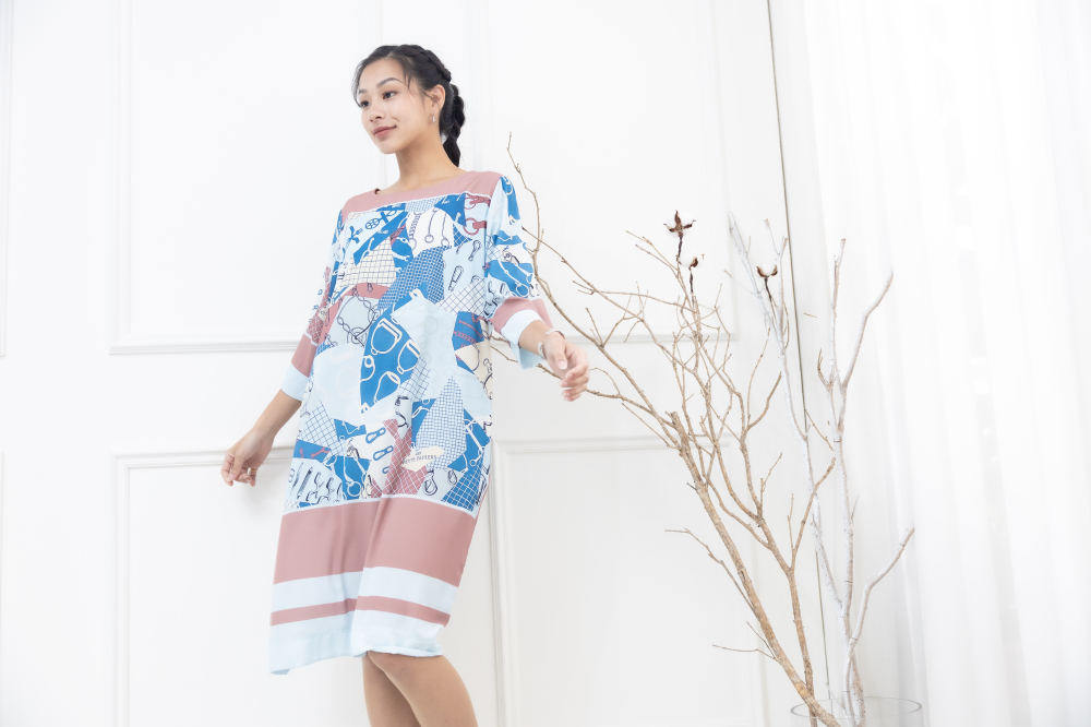 원피스 手帳素材拼接七分袖洋裝 / 淺藍色