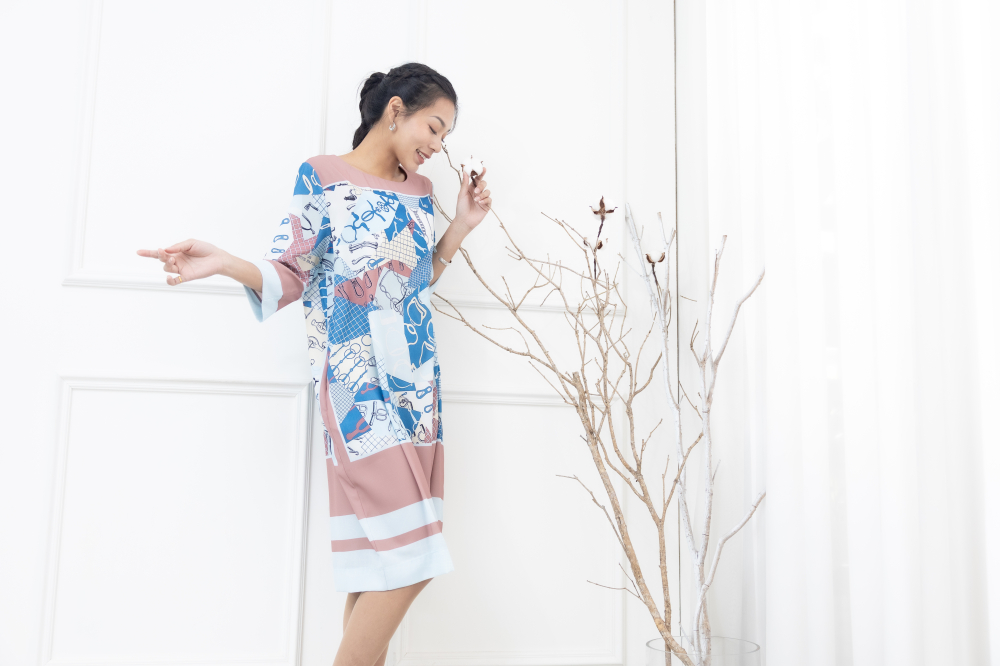 원피스 手帳素材拼接七分袖洋裝 / 淺藍色