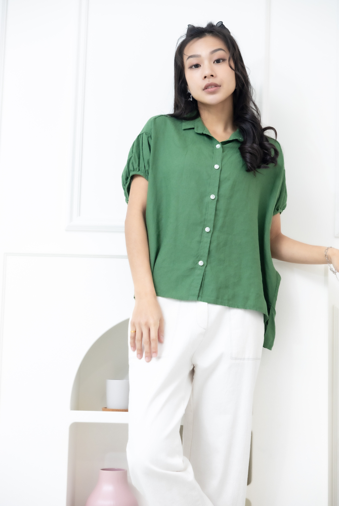 반팔 襯衫領袖口皺褶前短後長上衣 / 綠色