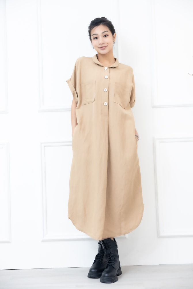 원피스 襯衫領胸前雙口袋短袖洋裝 / 卡其色