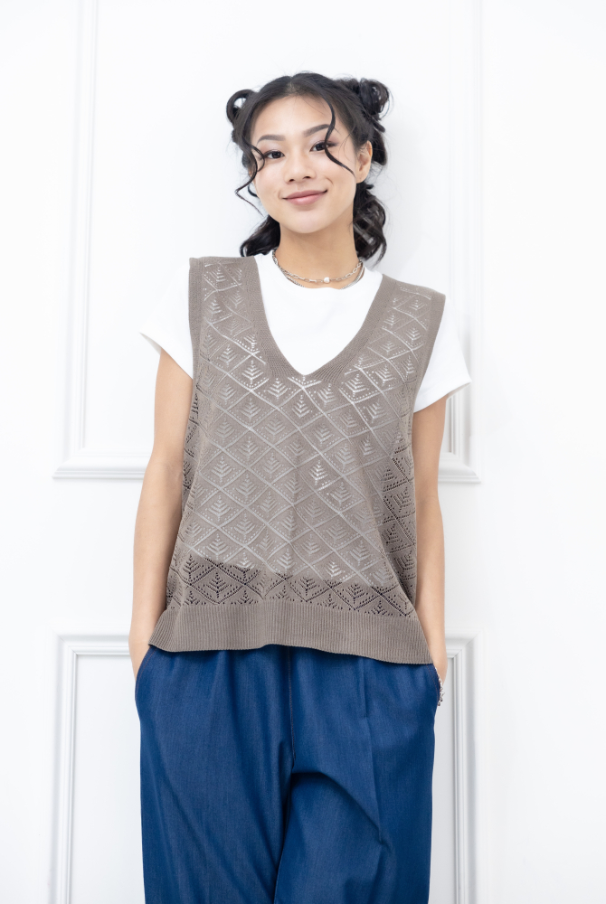 조끼 菱格洞洞寬版背心 / 可可色