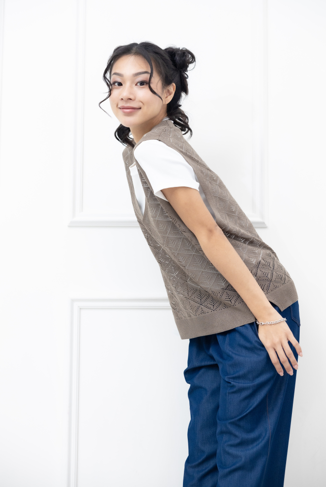 조끼 菱格洞洞寬版背心 / 可可色