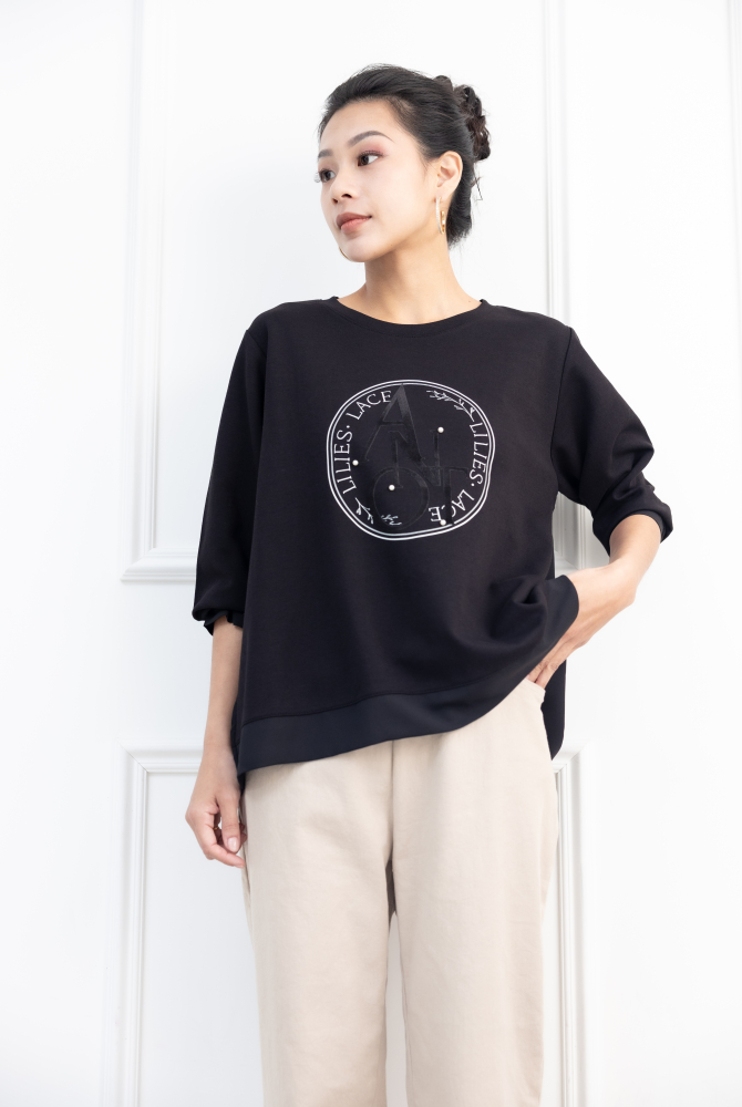 긴팔 圓框ANOT珍珠異材質拼接上衣 / 黑色