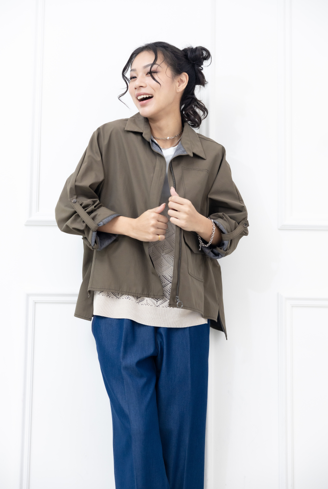 코트 襯衫領不規則剪裁外套 / 軍綠色