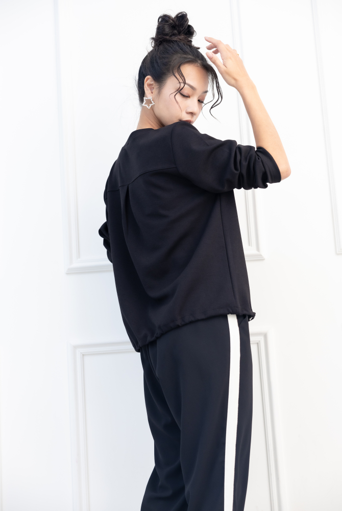 긴팔 異材質拼接抽繩長袖上衣 / 黑色