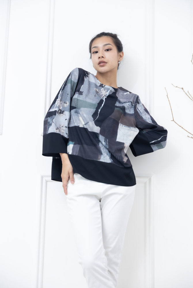 긴팔 手帳素材袖口.下擺拼黑色長袖上衣 / 黑色