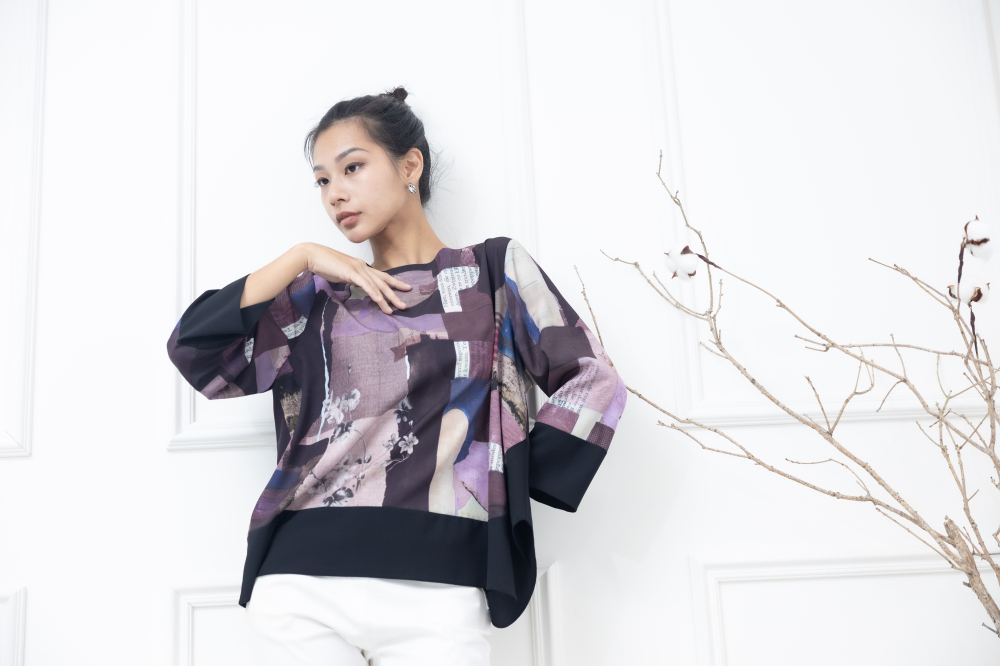 긴팔 手帳素材袖口.下擺拼黑色長袖上衣 / 紫色