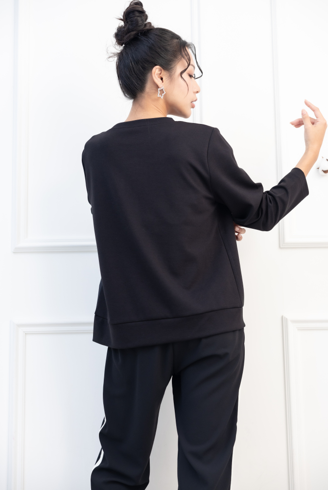 긴팔 異材質拼接下擺不規則剪裁長袖上衣 / 黑色