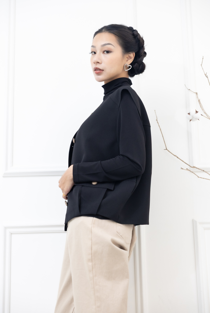 조끼 假口袋下擺皺褶背心 / 黑色