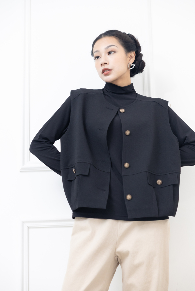 조끼 假口袋下擺皺褶背心 / 黑色