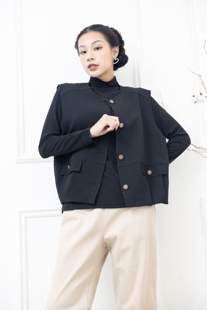 조끼 假口袋下擺皺褶背心 / 黑色