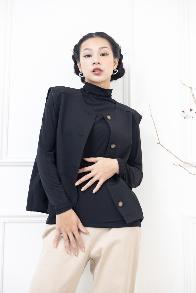 조끼 假口袋下擺皺褶背心 / 黑色