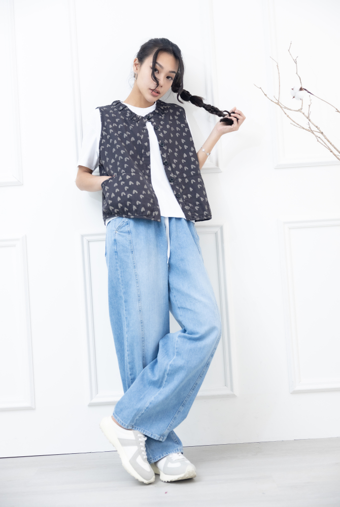 조끼  領口皺褶滿版愛心背心 / 黑灰色