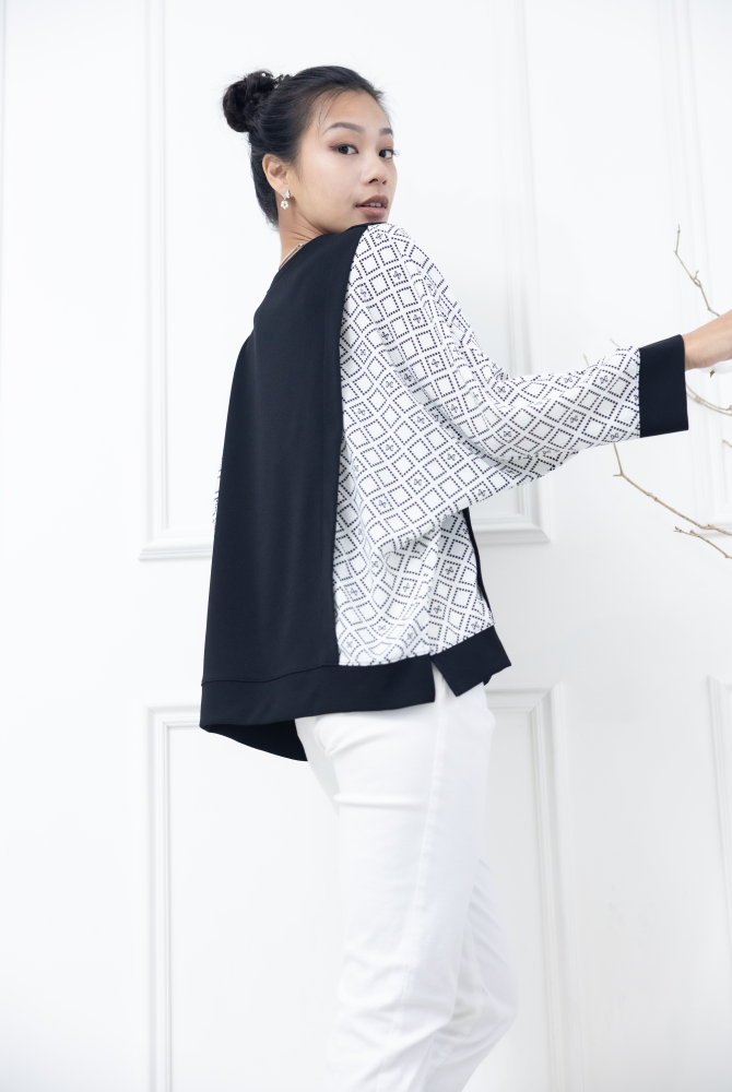 긴팔 雪紡素面拼接方格七分袖上衣 / 白色