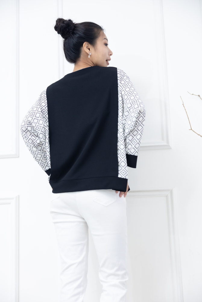 긴팔 雪紡素面拼接方格七分袖上衣 / 白色