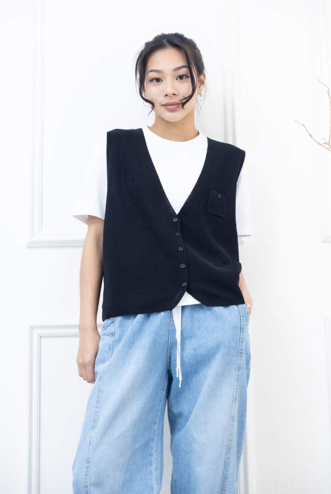 조끼 小口袋全開襟針織背心 / 黑色