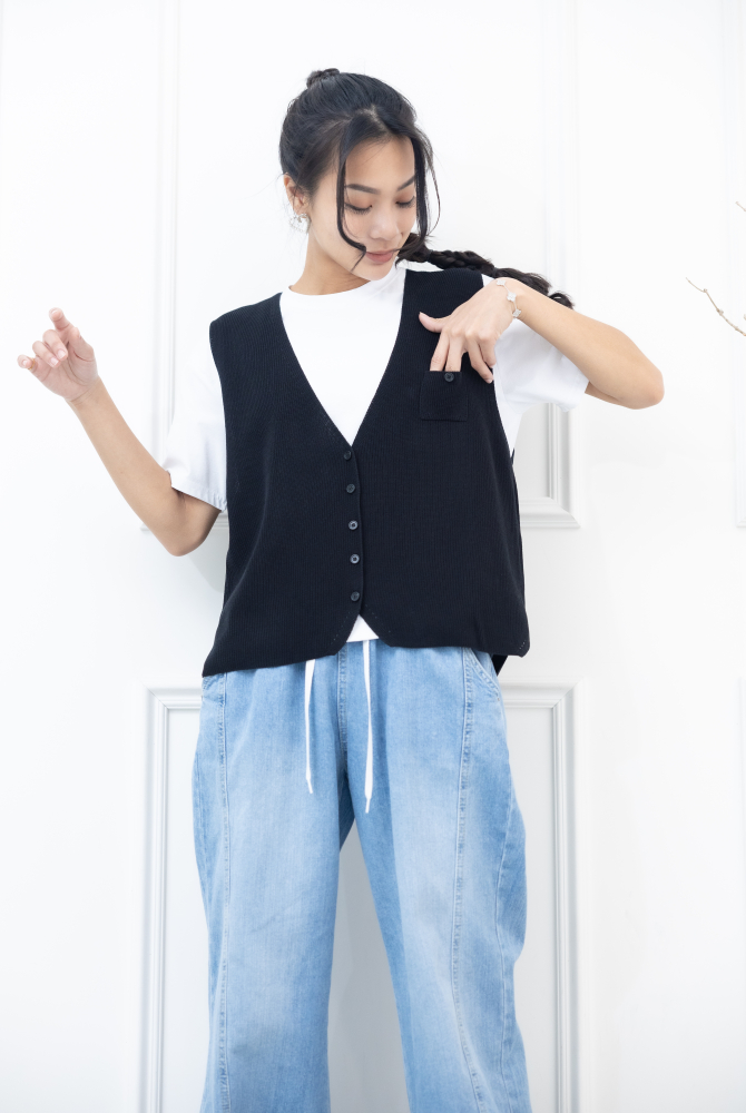 조끼 小口袋全開襟針織背心 / 黑色
