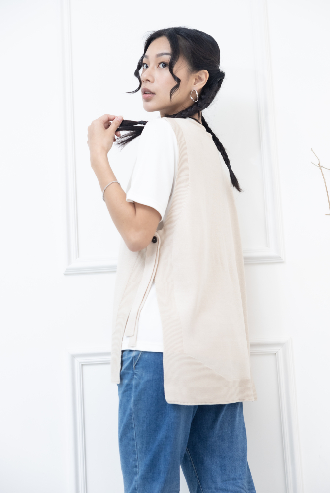 조끼 v領兩側綁帶針織背心 / 米色