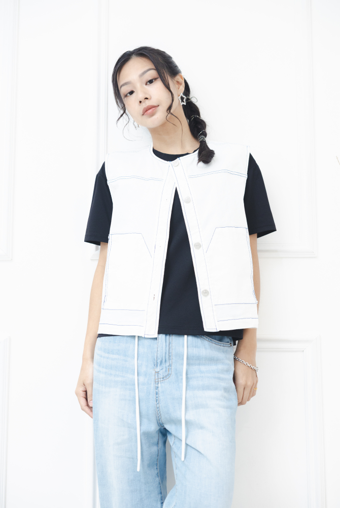 조끼 金屬釘扣長方口袋背心 / 米色